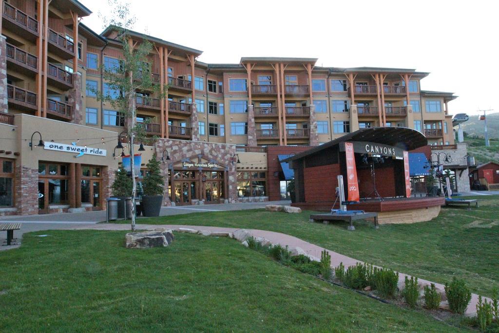 The Grand Summit Condos Παρκ Σίτι Εξωτερικό φωτογραφία